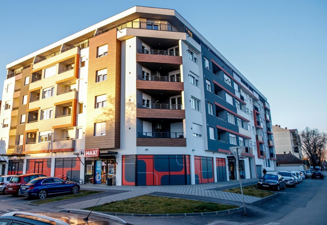 Tik Tak Apartman Subotica Exterior foto
